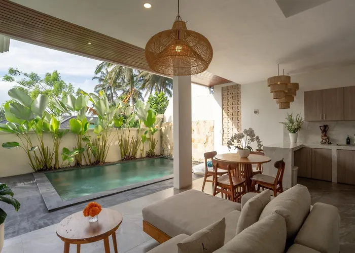 Waringin Villa *